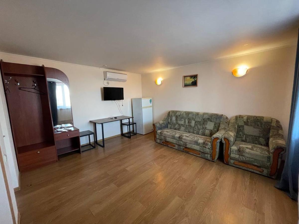Спортохота Hotel Cherkasy Ngoại thất bức ảnh