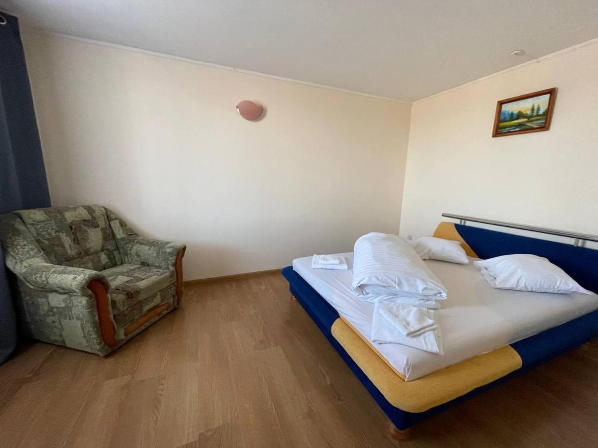 Спортохота Hotel Cherkasy Ngoại thất bức ảnh
