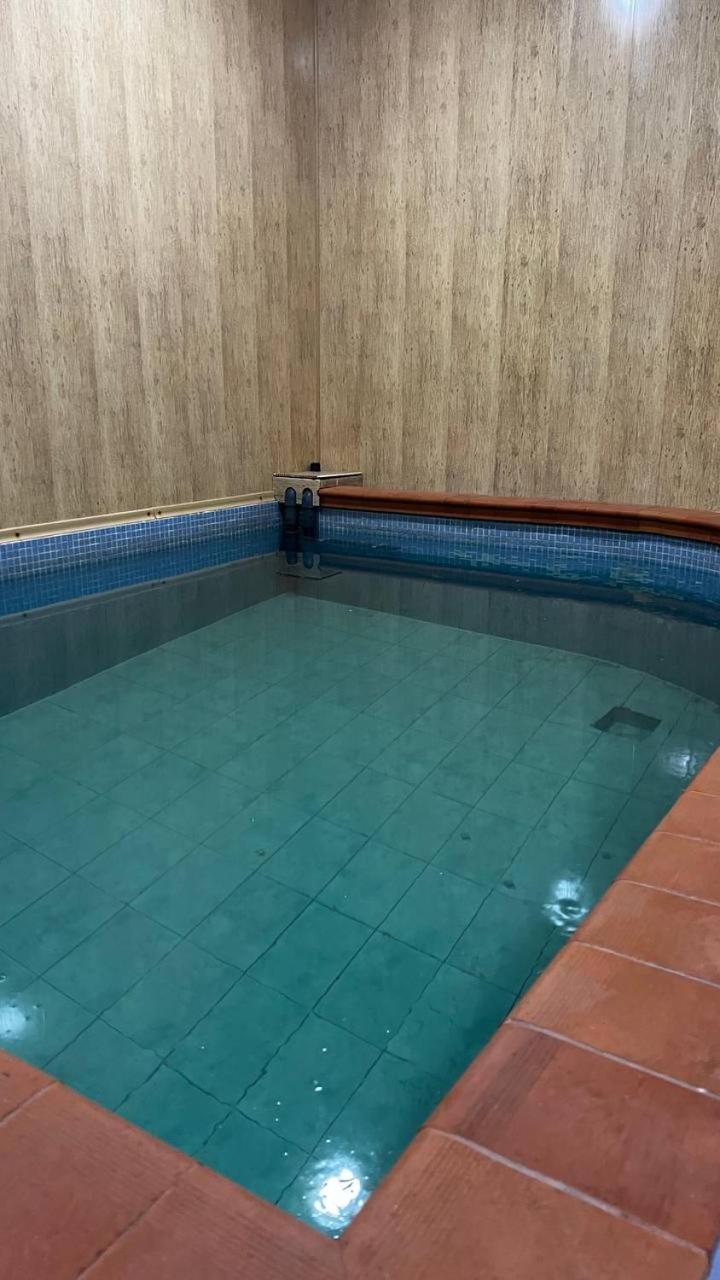 Спортохота Hotel Cherkasy Ngoại thất bức ảnh